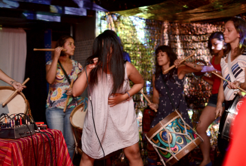 Lido Pimienta and Maracatu Women